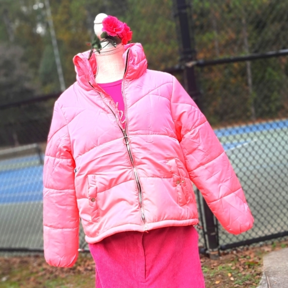 🩷NEW! #Barbie #PINK bubble coat- luvv🩷 Be a star without trying- 😎 included✨